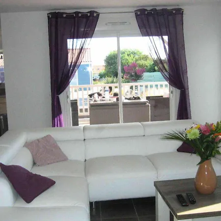 Maison Avec Piscine Privee A Brem-sur-mer 89703